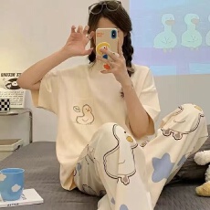 批发宏达盛夏季新款牛奶丝<b class='q'>睡衣</b>女短袖长裤套装<b class='q'>大码</b>宽松甜美家居服