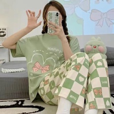 批发宏达盛夏季新款牛奶丝<b class='q'>睡衣</b>女短袖长裤套装<b class='q'>大码</b>宽松甜美家居服