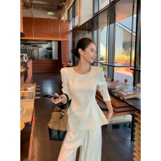 批发实拍实价 气质休闲<b class='q'>修身</b>显瘦<b class='q'>西装</b>套装高腰阔腿休闲裤裤两件套