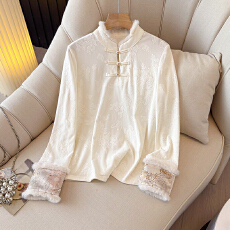 批发实拍2026春季新款时尚上衣气质百搭时尚显瘦新中式长袖打底女