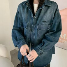 批发2026早春新款设计师款双口袋刺绣复古<b class='q'>牛仔</b><b class='q'>衬衣</b>长袖～深色，浅色