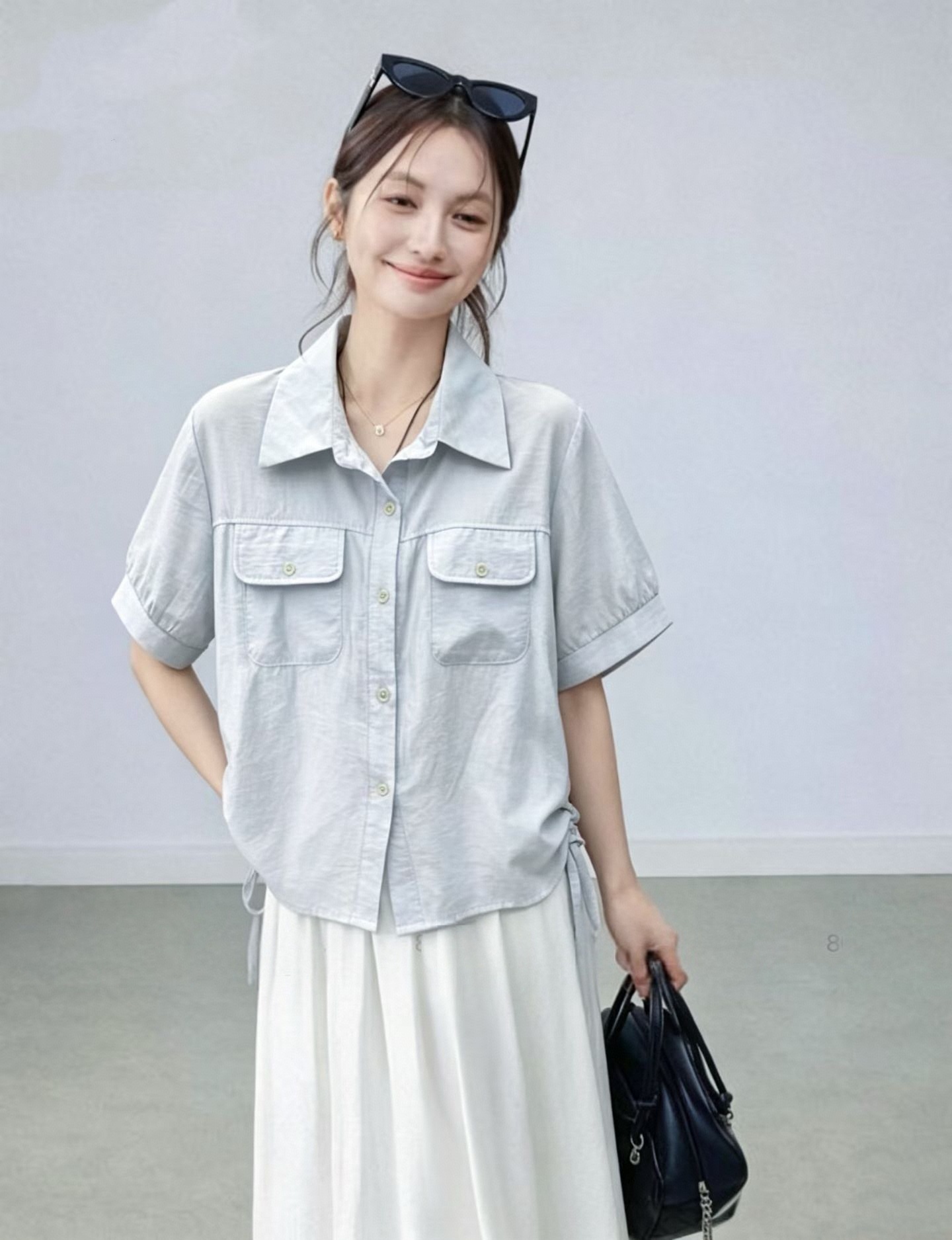 슈퍼 잘 생긴 하늘색 긍정적 인 어깨 반팔 여성 셔츠 2026 새로운 여름 빅 사이즈 지방 mm 불규칙 펌프 로프 맨위