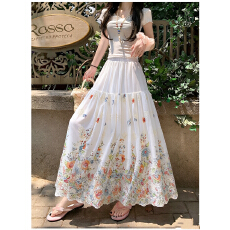 批发实拍 蕾丝刺绣镂空<b class='q'>半身裙</b>2026春夏宽松遮跨A字伞裙蛋糕大摆裙