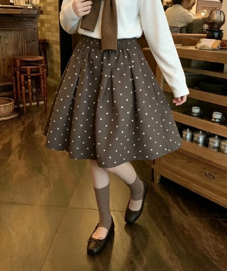 실사 가을 한 부서 새로운 허리밴드 미니 스커트 명중 Pleat 공기 센스 도트 무늬 한 마디 있음 마 안감 반신 스커트