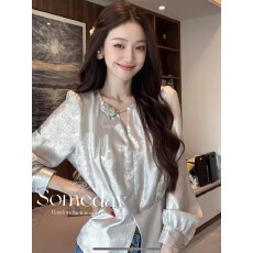 批发法式轻奢气质缎面<b class='q'>长袖</b><b class='q'>衬衫</b>女春装新款设计感洋气减龄显瘦小衫上衣