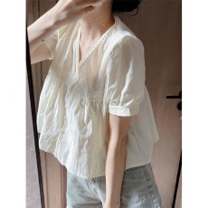 批发白色v领泡泡袖短袖衬衫<b class='q'>女</b>薄夏温柔风甜美娃娃衫别致裙摆上衣