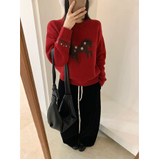 批发韩系<b class='q'>手工</b>花花小马圆领简约百搭全羊毛秋冬针织衫