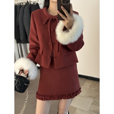 批发小香风<b class='q'>短款</b>毛呢羽绒外套+A字裙半身裙套装(配可拆卸真狐狸袖口毛)