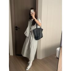 批发<b class='q'>韩版</b>圆领马甲<b class='q'>外套</b>+松紧腰半身裙三件套时尚套装