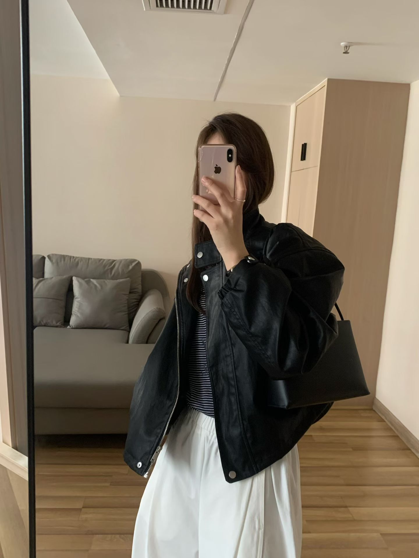 실사 26 년 이른 봄 한 부서 디자인 센스 PU 가죽 지퍼 재킷