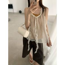 批发实拍～荷叶边两件套麻料<b class='q'>碎花</b>吊带飘逸网纱背心