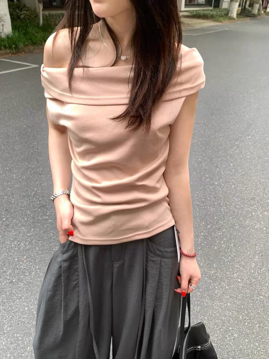 26 년 여름 켜기 새로운 오프숄더 품격 펌프 Pleat 슬림해 보이는 작은 셔츠