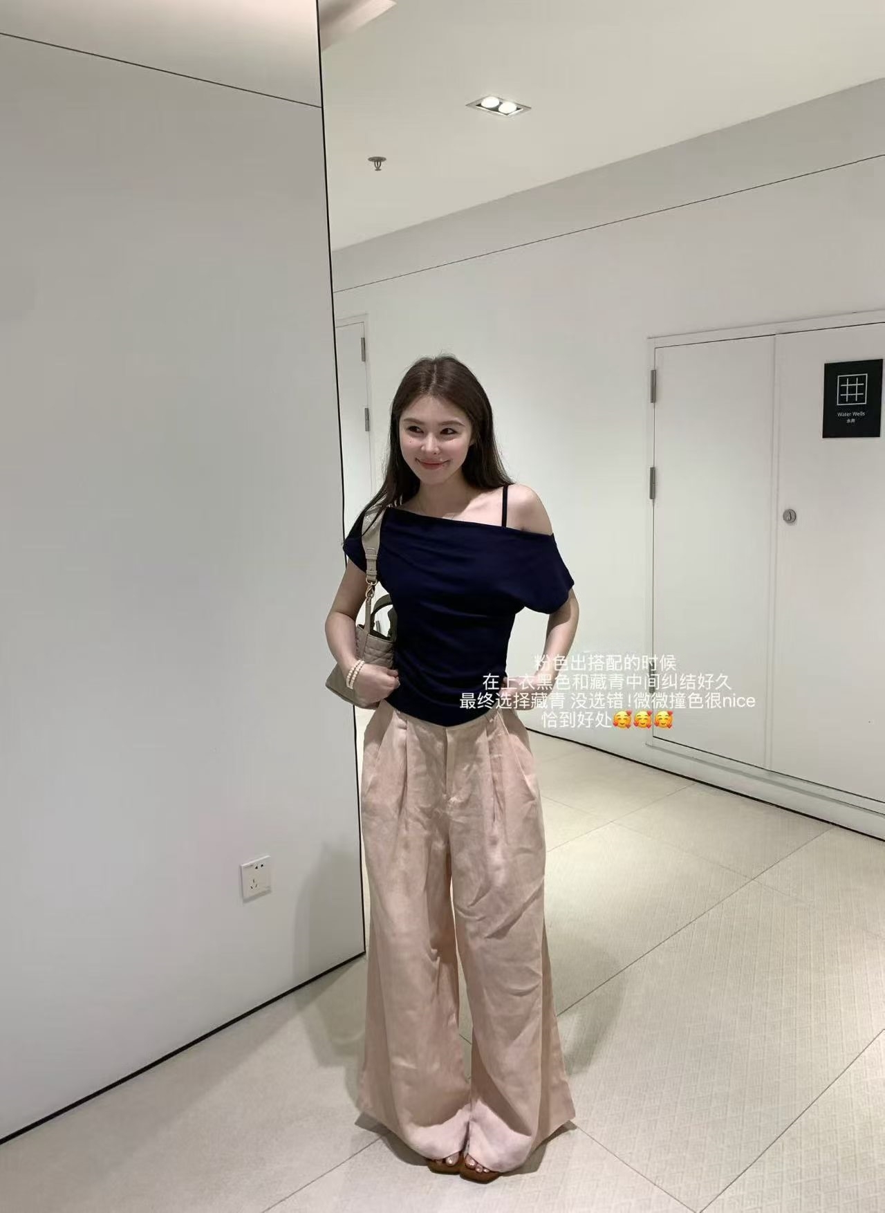 26 여름 켜기 새로운 디자인 센스 외국 가스 다용도 슬림해 보이는 반팔 티셔츠
