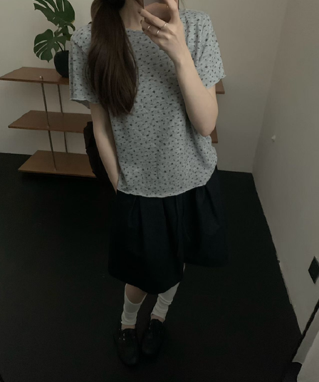 실사 26 가을 켜기 새로운 꽃무늬 반팔 좋은 한 좋아 보인다. 한 부서 다용도 상체 자이언트 슬림해 보이는 반팔 티셔츠
