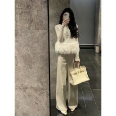 批发小香风白色马甲女秋冬款小众设计<b class='q'>拼接</b>气质上衣打底衫休闲裤三件套