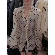 批发设计感小众v领荷叶边<b class='q'>波点</b><b class='q'>衬衫</b>女秋冬2025新款法式复古小个子上衣