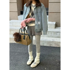 批发毛领加棉<b class='q'>牛仔</b>短款<b class='q'>外套女</b>2025冬季新款时髦气质保暖百搭夹克