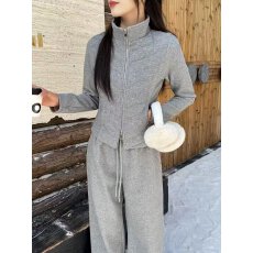 批发<b class='q'>韩版</b>排骨服<b class='q'>套装</b>女冬季新款外套+长裤小众两件套加绒