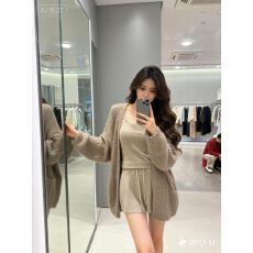 批发2026春季新款宽松慵懒风软糯<b class='q'>毛衣</b>外套女<b class='q'>背心</b>半身裙三件套