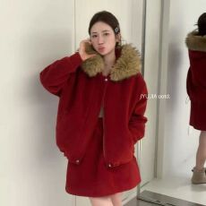 批发<b class='q'>高端</b>欧货冬季高级感毛领连帽拉链加厚加绒卫衣松紧腰短裙套装女