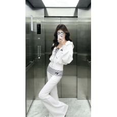 批发韩系休闲风连帽修身开衫上衣高腰显瘦微喇<b class='q'>裤</b>运动套装三件套