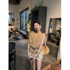 批发套装女春季2026新款爆款高级感短款夹克风衣外套高腰显瘦<b class='q'>蕾丝</b>短裙