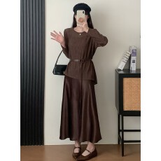 批发巨好看的<b class='q'>镂空</b>罩<b class='q'>衫</b>配吊带裙盐系轻熟两件套装裙韩系早春穿搭一整套