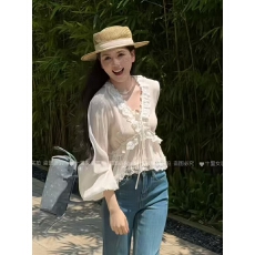 批发甜美风蕾丝v领薄款长袖白色衬衫女2026新款春夏宽松短款漂亮上衣