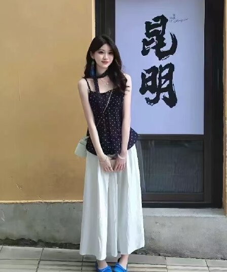 2026 슈퍼 화재 여름 드레스 전체 집합 도트 무늬 슬립 배 종류 몸 비싼 가스 센스 천 골드 착용 가져 가라. 반신 치마 세트 여성