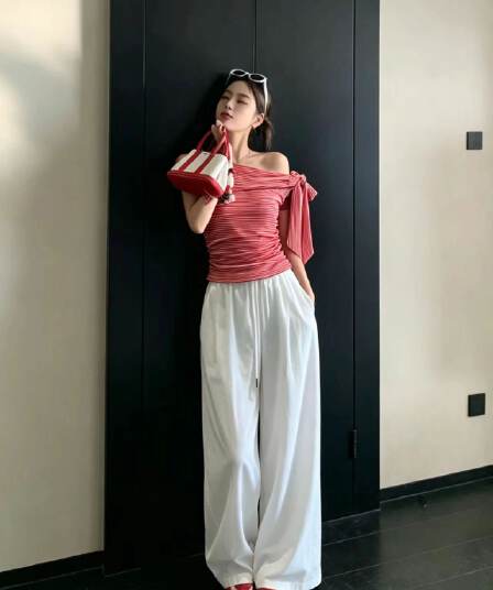 새로운 느긋한 스트라이프 오프숄더 비스듬한 어깨 조끼 몸매 가꾸기 레이스업 맨위 허리밴드 캐주얼 바지 세트