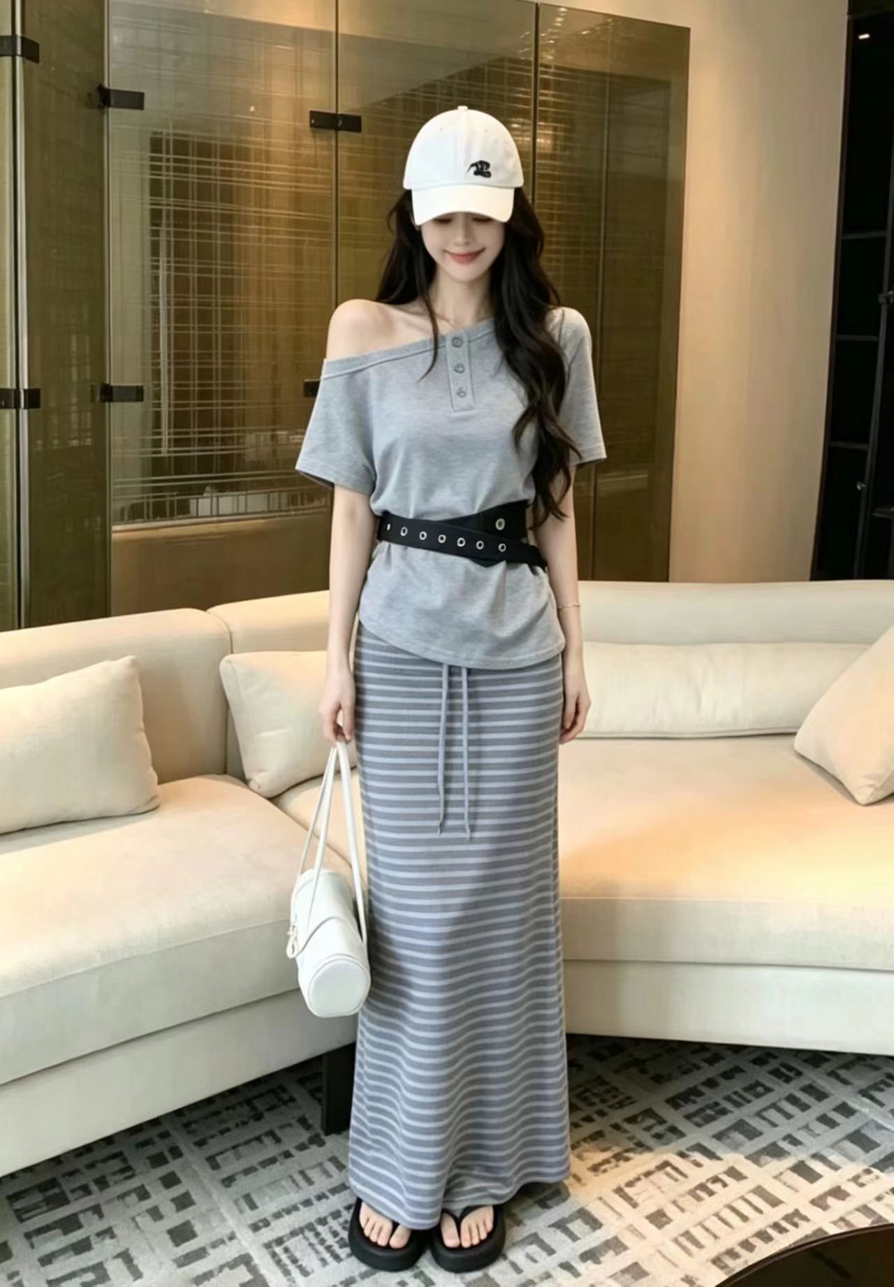 언더 랙 자매 느슨함 센스 패션 세트 여성 여름 얇은 스타일 반팔 티셔츠 스트라이프 반신 롱 스커트 투피스 세트