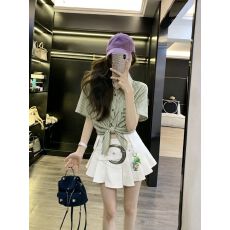 批发白色设计感小众宽松薄款<b class='q'>长袖</b><b class='q'>衬衫女</b>显瘦防晒上衣夏半身裙两件套