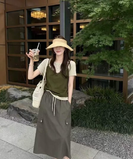 2026 봄 여름 유럽 한 점프 슈트 치마 세트 여성용 짧은 소매 패치워크 페이크 레이어드 맨위 반신 스커트 캐주얼 두 조각 치마
