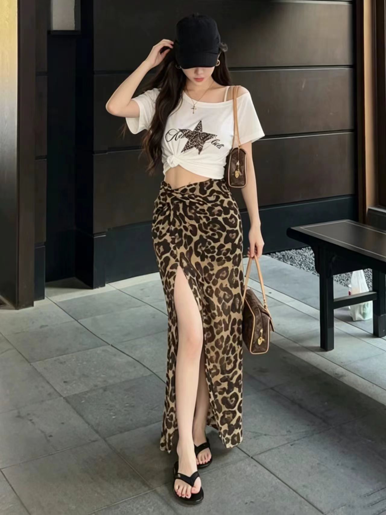 새로운 핫걸 바람 쇼트 스타일 프린트 보트넥 맨위 허리밴드 허리 트임 레오파드 무늬 반신 치마 세트