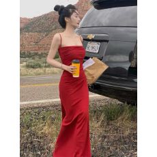 批发法式一字肩吊带收腰开衩<b class='q'>连衣裙</b>修身抽褶显瘦中长款开叉抹胸裙