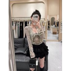 批发韩系女碎花长袖开衫上衣短款内搭吊带<b class='q'>背心</b><b class='q'>半身</b>裙三件套