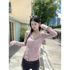 批发2026多巴胺运动套装女甜辣妹修身长袖开衫外套秋季<b class='q'>短裤</b>两件套