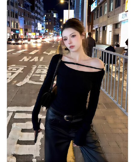2026 이른 가을 새로운 오프숄더 세련된 만나는 수 있습니다. 인사이드 착용 수 있습니다. 외출용 슬림해 보이는 쇼트 스타일 긴팔 만나는 맨위 여성