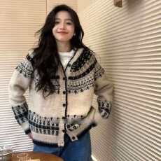 批发连帽毛衣开衫<b class='q'>外套女</b>秋冬季高级感加厚宽松慵懒风针织衫