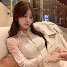 批发维斯小姐[玉珠流仙]重工复古蕾丝<b class='q'>波点</b>上衣 花边网纱拼接收腰<b class='q'>衬衫</b>