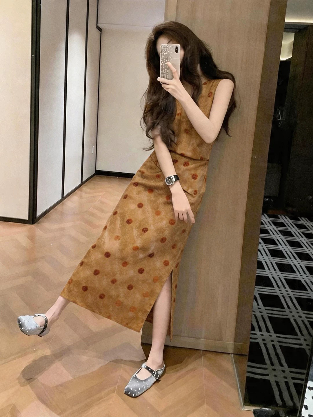 품격 카키 색 민소매 조끼 여성 드레스 2026 여름 새로운 작은 키 고유 한 자이언트 잘 생긴 길다 치마