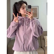 批发爆款冲锋衣女2025新款百搭小个子连帽短款显瘦双拉链夹克休闲外套