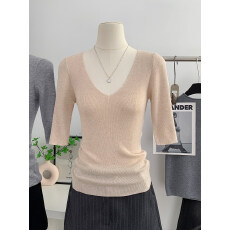 批发风情万种的气质V领修身羊毛针织衫女春<b class='q'>秋</b>季独特绝美打底衫