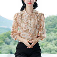 批发实拍雪纺衬衫女妈妈衬衣2026春夏季新款七分袖<b class='q'>桑蚕丝</b><b class='q'>上衣</b>洋气小衫