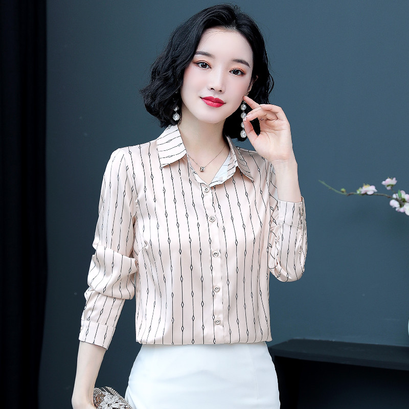 실사 실크 여성 셔츠 2026 봄 새로운 긴팔 디자인 센스 작은 대중 레트로 새틴 뽕나무 누에 실크 맨위