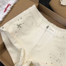 批发新款大码简约<b class='q'>镶钻</b>设计白色高腰牛仔短裤女紧身显瘦包臀热辣裤