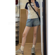 批发美式复古牛仔短裤女高腰夏季新款宽松显瘦梨形身材阔腿a字热<b class='q'>裤子</b>