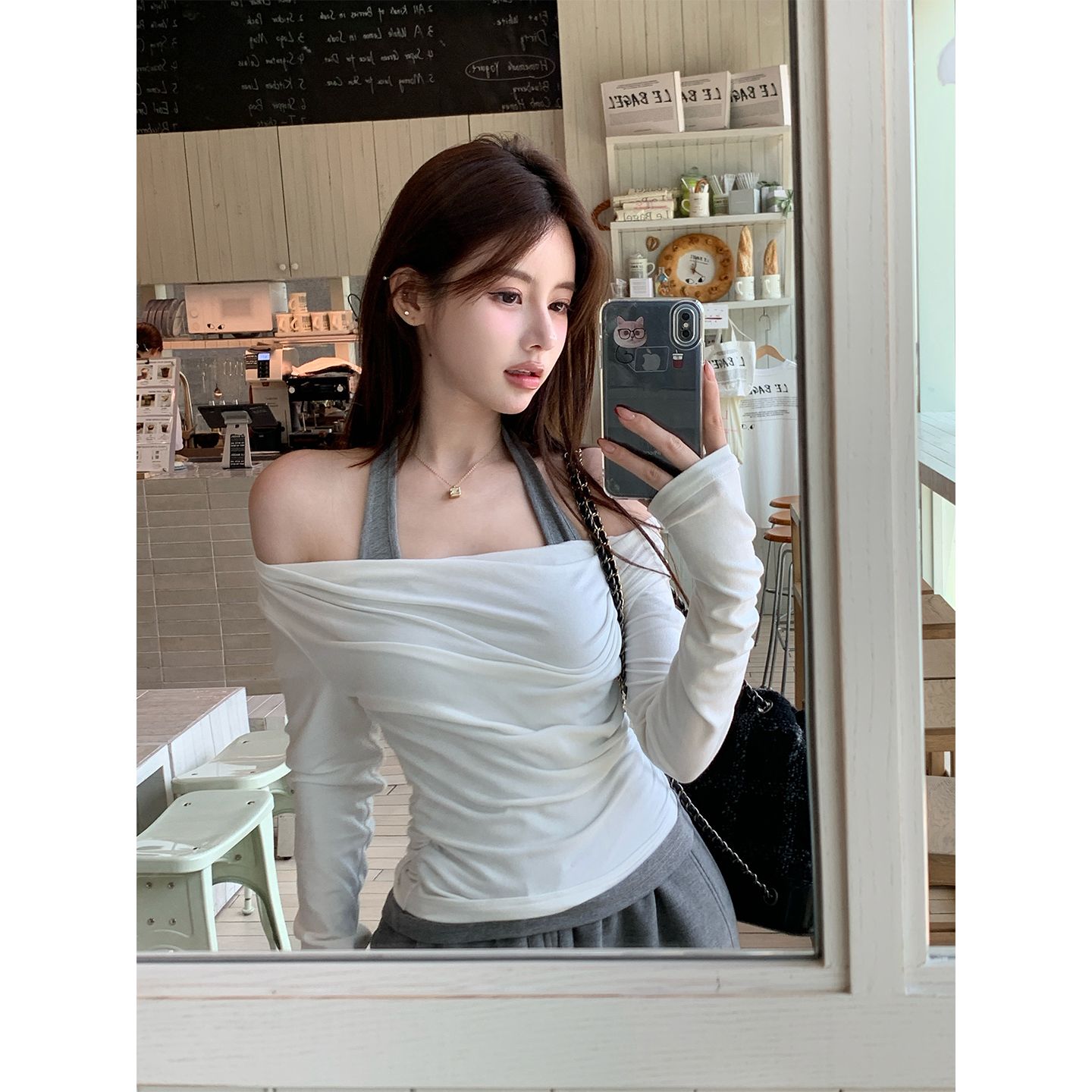 새로운 패치워크 페이크 레이어드 행침 목 긴팔 티셔츠 오프숄더 몸매 가꾸기 디자인 센스 순수한 욕망 배색 만나는 맨위