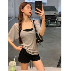 辣妹风U型领挂脖两件套短袖T恤女装夏季新款流行收腰显瘦短款上衣