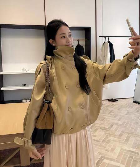 2026 가을 새로운 영국식 바람 이중 버튼 스탠드 칼라 쇼트 스타일 바람막이 여성 루즈핏 패션 인기 워크웨어 재킷 트렌디